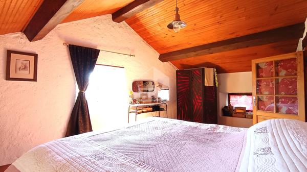 Maison Saint Hostien 7 pièces 4 chambres 164.94 m2 sur terrain 220 m2
