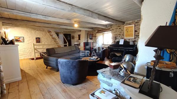 Maison Saint Hostien 7 pièces 4 chambres 164.94 m2 sur terrain 220 m2