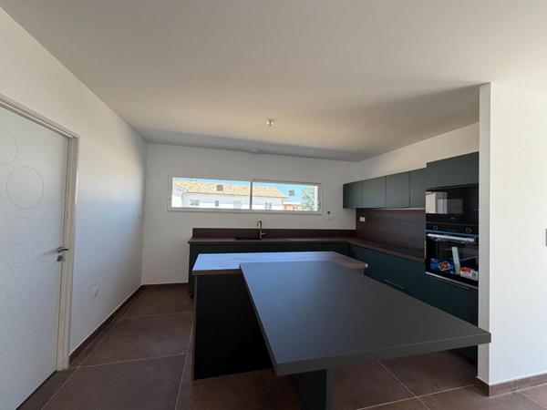 Maison Saint Martin Petit 5 pièces 4 chambres148 m2
