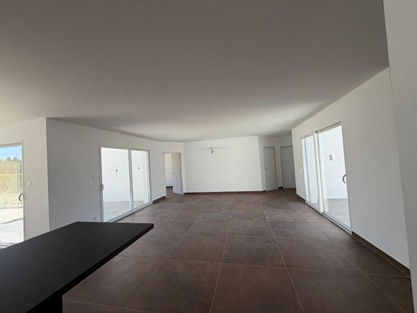 Maison Saint Martin Petit 5 pièces 4 chambres148 m2