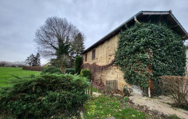 Vente Local commercial Murs à acheter avec activité commer Bouligneux   