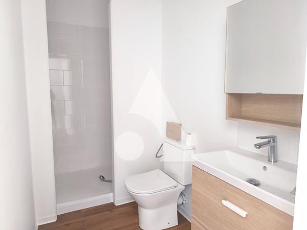 Bureaux 2 pièces 86 m2