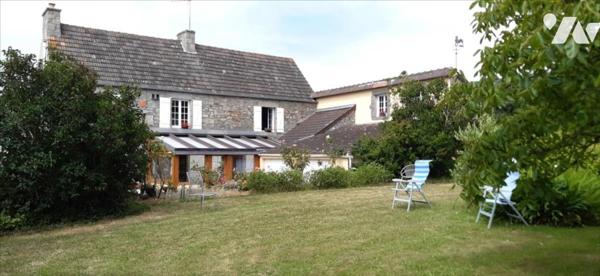 SIOUVILLE-HAGUE MAISON AVEC EXTENSION HABITABLE + 2 GARAGES + JARDIN ARBORE