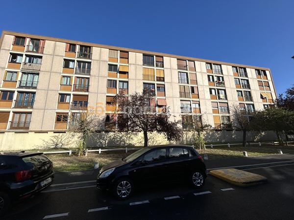 Vente
                Appartement67 m² - 4 Pièces -
                    ABLON SUR SEINE (94480)