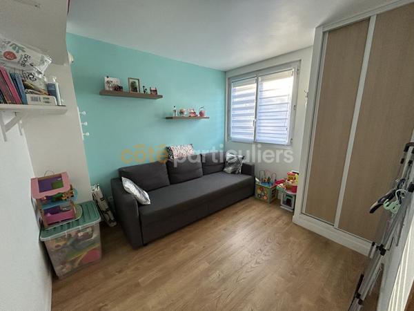 Vente
                Appartement67 m² - 4 Pièces -
                    ABLON SUR SEINE (94480)