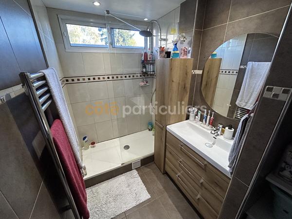 Vente
                Appartement67 m² - 4 Pièces -
                    ABLON SUR SEINE (94480)