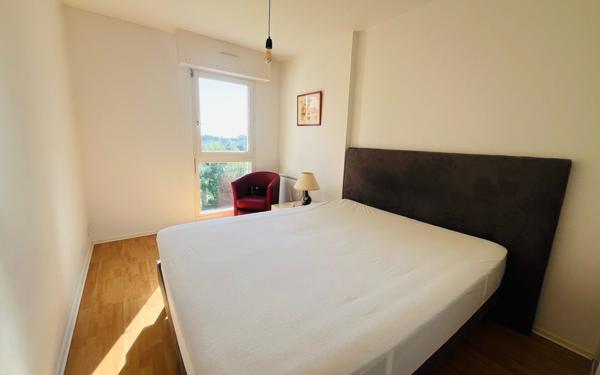 Appartement à vendre    3 pièces • 63 m2 Bordeaux