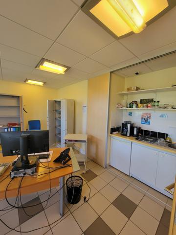 Bureaux 118m2 à louer Technoland