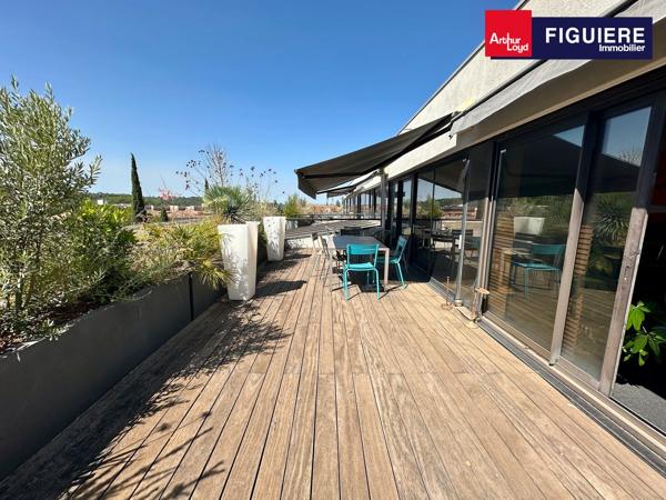 PLUSIEURS ESPACES DE BUREAUX À LOUER AVEC TERRASSE