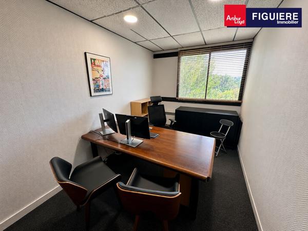 PLUSIEURS ESPACES DE BUREAUX À LOUER AVEC TERRASSE