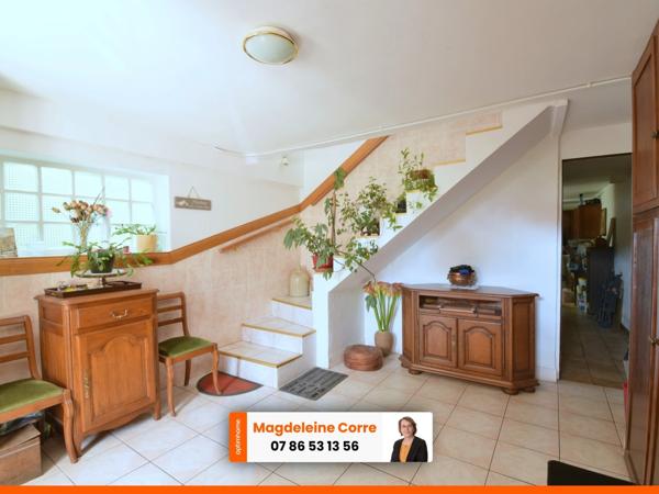Crosne limite Yerres - Maison familiale 6 pièces avec jardin, garage et dépendance