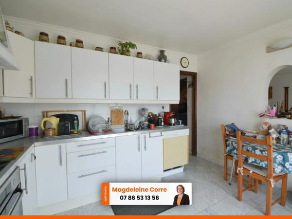 Crosne limite Yerres - Maison familiale 6 pièces avec jardin, garage et dépendance