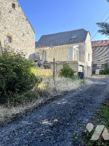 PAVILLON MITOYEN D'UN COTE, SUR SOUS-SOL