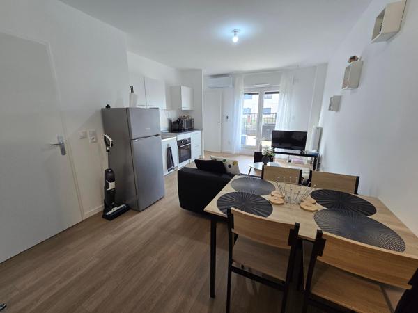 ✨ À vendre – Appartement T2 récent avec terrasse et parking – Dijon / Bd de Chicago ✨