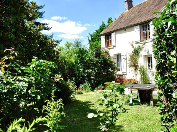 Maison 210 m2, 6 chambres, 2600m2 de terrain dont parcelle constructible Jouars pontchartrain