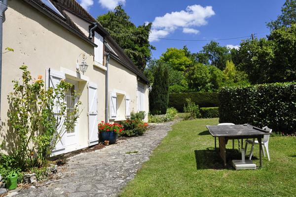 Maison 210 m2, 6 chambres, 2600m2 de terrain dont parcelle constructible Jouars pontchartrain