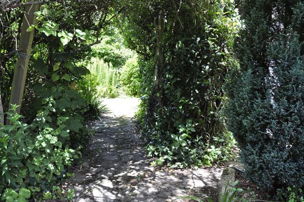 Maison 210 m2, 6 chambres, 2600m2 de terrain dont parcelle constructible Jouars pontchartrain