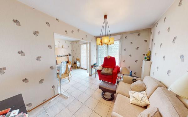 Appartement à vendre    2 pièces • 50 m2 Vaulx-en-Velin