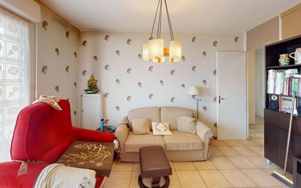 Appartement à vendre    2 pièces • 50 m2 Vaulx-en-Velin