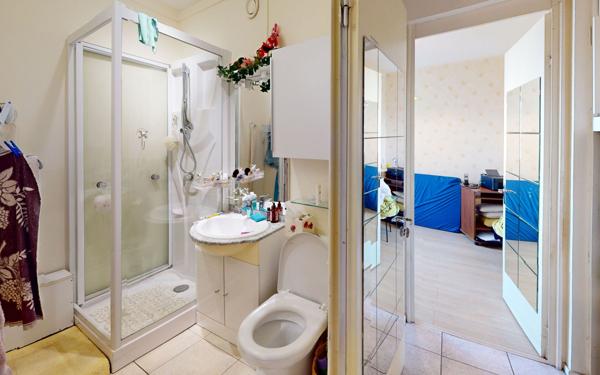 Appartement à vendre    2 pièces • 50 m2 Vaulx-en-Velin