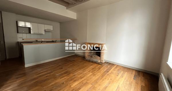 Location Appartement 4 pièces 96.8 m² - Tours 37000