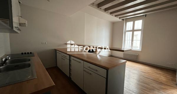 Location Appartement 4 pièces 96.8 m² - Tours 37000