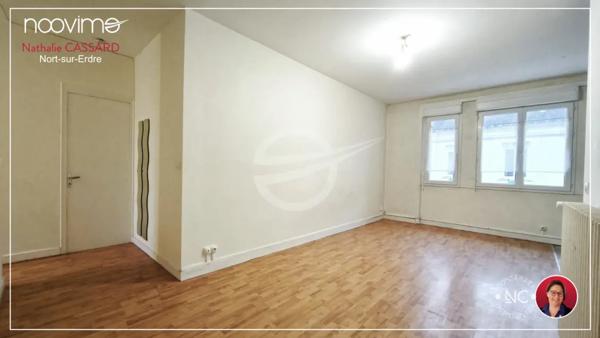 IMMEUBLE de 160 m2 de 2 lots en monopropriété NORT-SUR-ERDRE