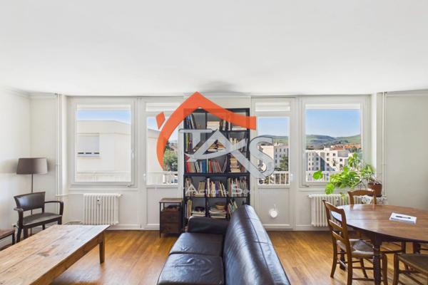 Vente Appartement 4 pièces 83 m2 à Saint-Chamond