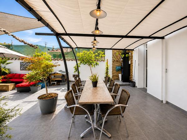 Appartement 3 pièces 102 m2 + 90 m² de terrasse
