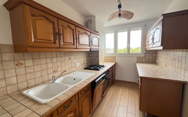 Appartement à vendre    4 pièces •  Talence