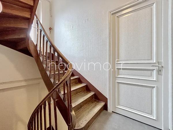T2 impeccable - Plein centre St-Meloir