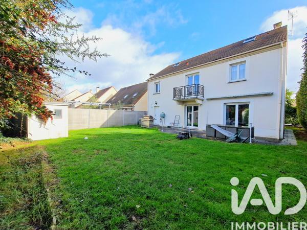 Maison à vendre 8 pièces 160 m² Mandres-les-Roses