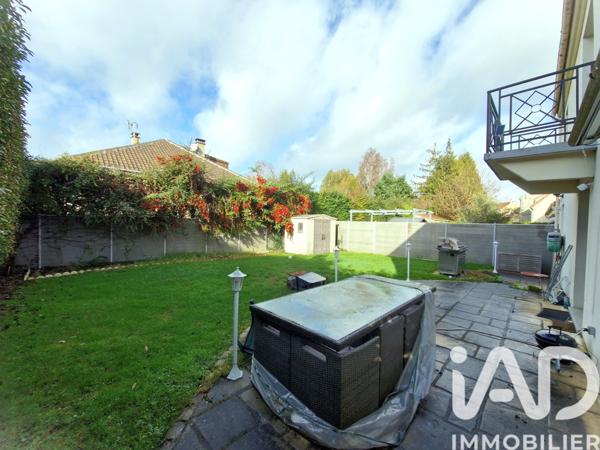 Maison à vendre 8 pièces 160 m² Mandres-les-Roses