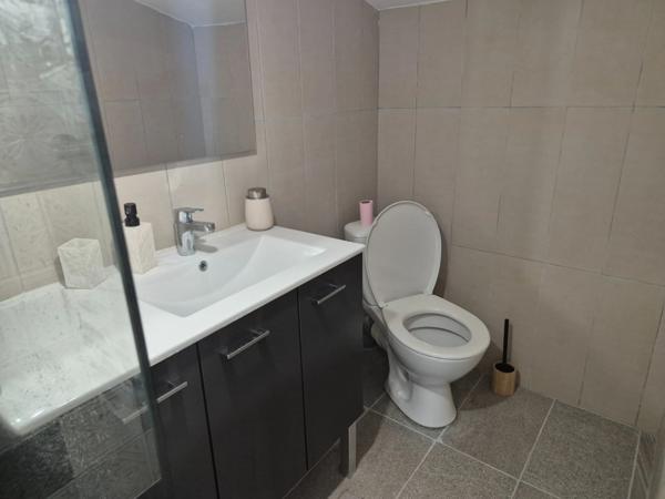 Petite maison cosy intégralement meublée, proche océan