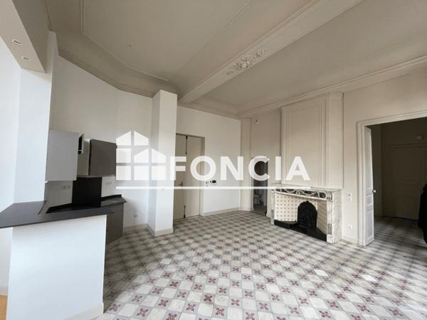 Location Appartement 2 pièces 49 m² - 34 RUE DE L'ASPIC Nîmes 30000