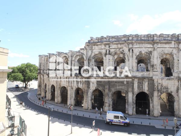 Location Appartement 2 pièces 49 m² - 34 RUE DE L'ASPIC Nîmes 30000