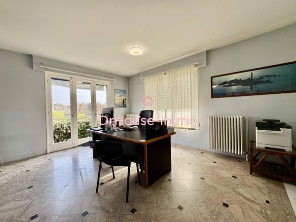 Bureau à vendre 6 pièces de 192 m²