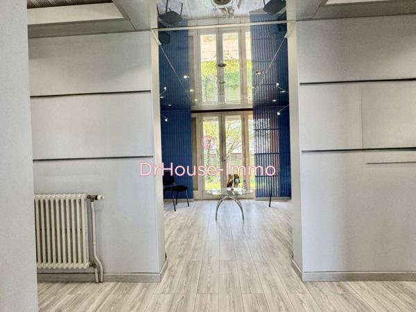 Bureau à vendre 6 pièces de 192 m²