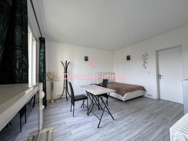 Bureau à vendre 6 pièces de 192 m²