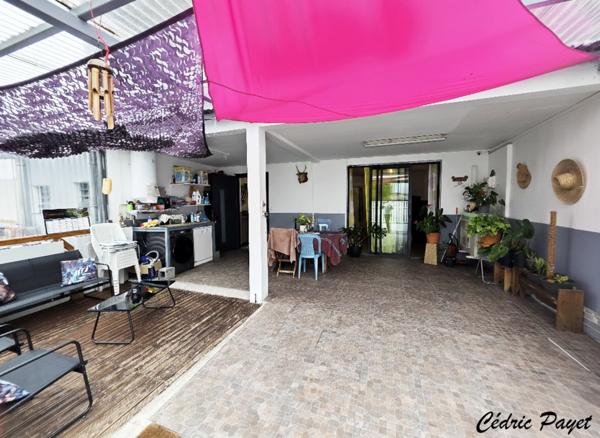 Maison à vendre F5 pièces de 130 m2 au TAMPON (974)