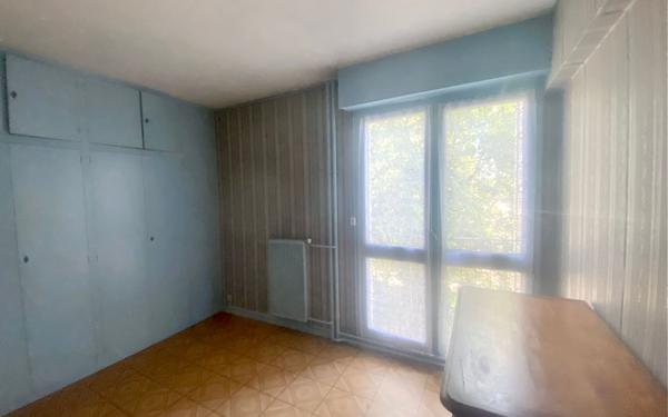 Appartement à vendre    3 pièces •  Les Mureaux