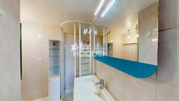 Studio Annecy 1 pièce(s) 17,72 m2 - Grand parking de copropriété