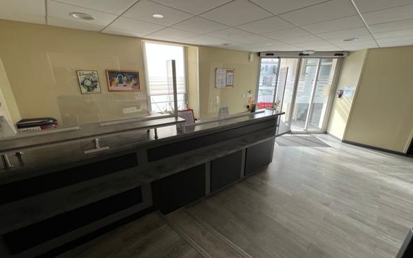 Appartement à vendre    1 pièce • 286 m2 Saint-Jean-d'Angély