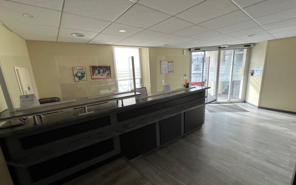 Appartement à vendre    1 pièce • 286 m2 Saint-Jean-d'Angély