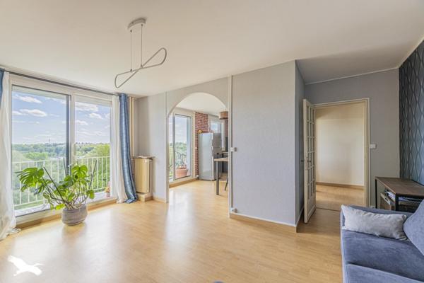 Appartement à vendre |                                       Tours |                                        3 pièces  |  73 m²