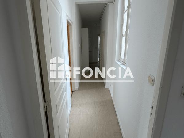 Location Appartement 2 pièces 57.65 m² - 1 RUE D'OBILION Montpellier 34000