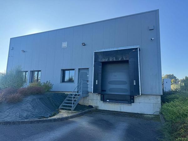 Entrepôt / local industriel Vitré 650m²
