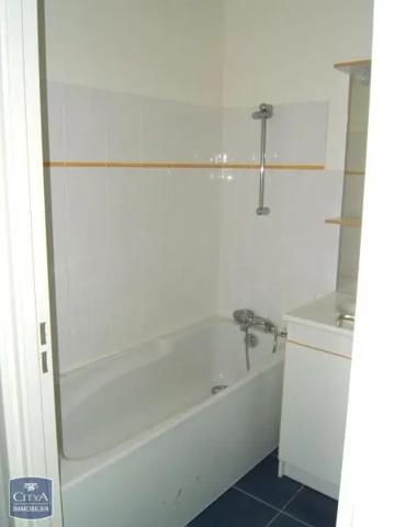 Appartement à louer 3 pièces 61m² Saint-Arnoult (14800)