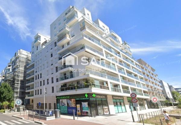 BORDS DE SEINE - DERNIER ÉTAGE - DUPLEX - TERRASSE