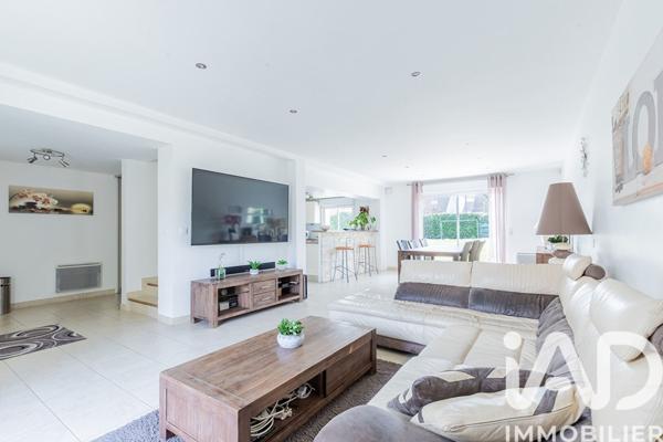 Maison à vendre 7 pièces 199 m² Morangis